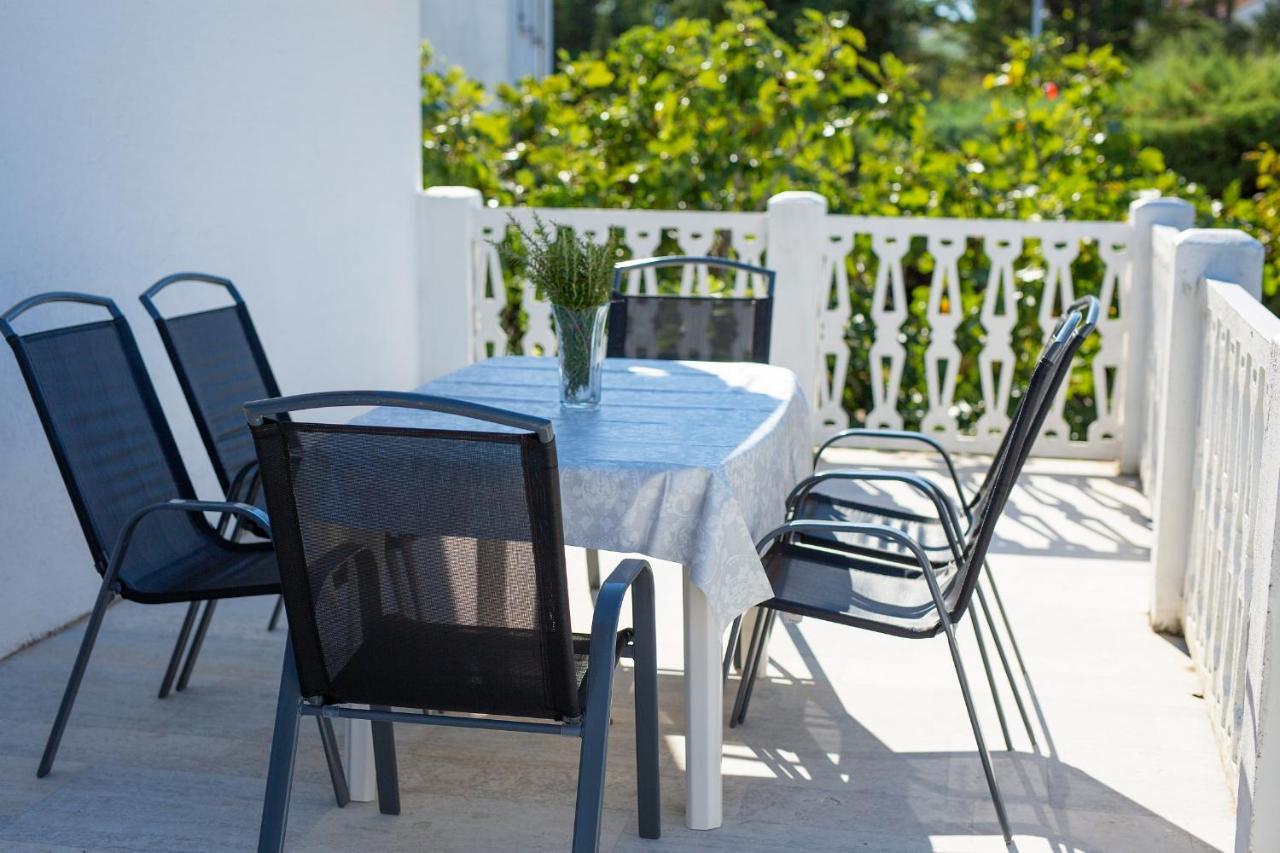Apartment Drazana Krk Island Exterior photo