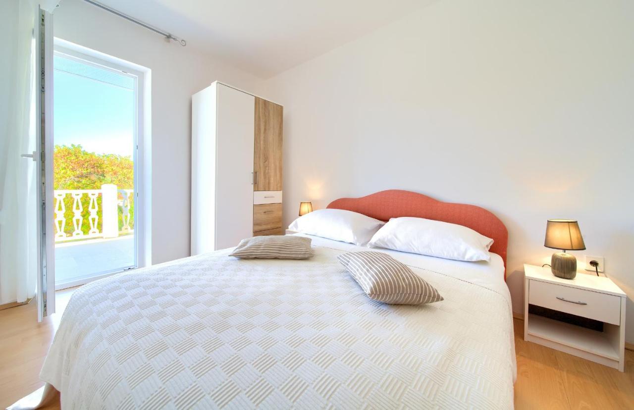 Apartment Drazana Krk Island Exterior photo